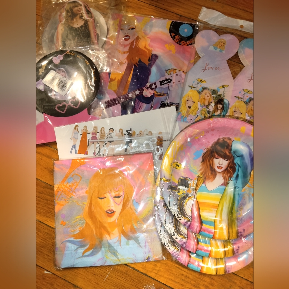 Taylor Swift Birthday Supplies Decorations Bundle
